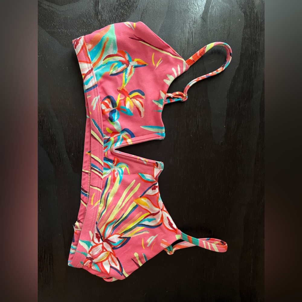 Cute Multicolored Midori Swim Suit top! 🌸🌺🌀